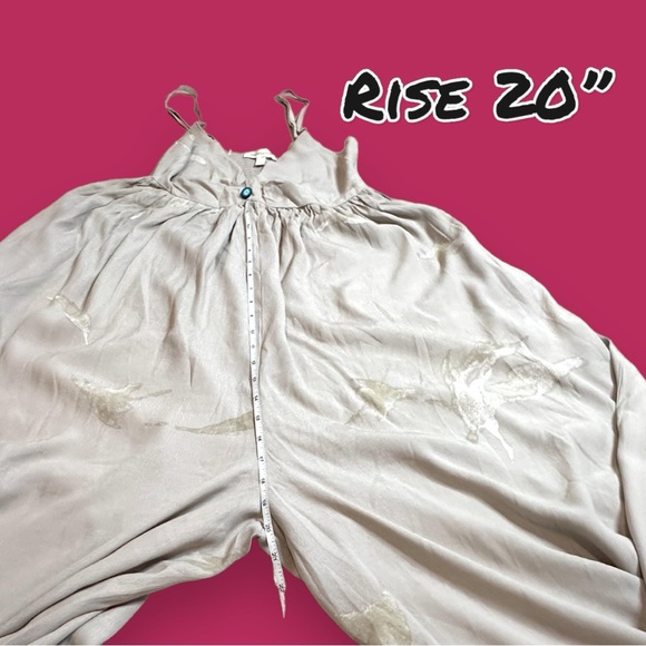 EUC Grade & Gather Empire Waist jumpsuit in light cream & organic design. Small - Picture 8 of 16